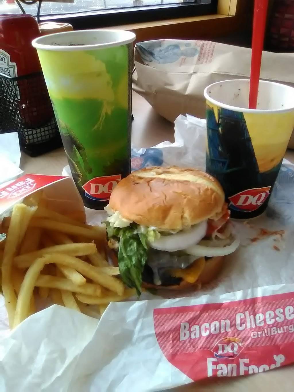 Dairy Queen Grill & Chill | restaurant | 4902 Old Brownsboro Rd, Louisville, KY 40222, USA | 5024260735 OR +1 502-426-0735