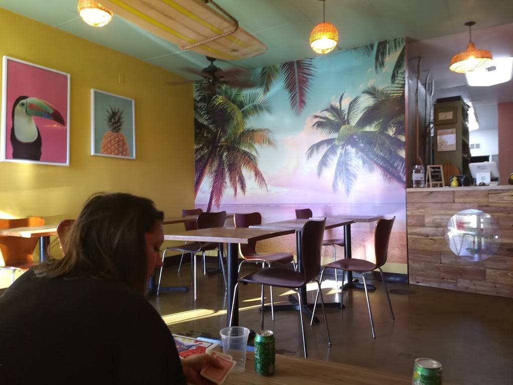 Shaka Shack Burgers | restaurant | 7574 Winnetka Ave, Winnetka, CA 91306, USA | 7472377353 OR +1 747-237-7353