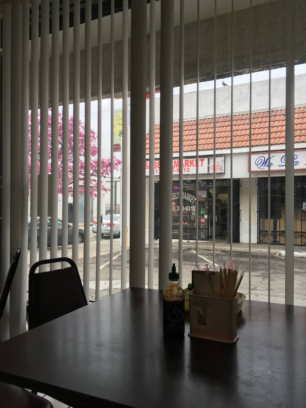 Bưu-Điện Restaurant | restaurant | 642 N Broadway # 5, Los Angeles, CA 90012, USA | 2136178355 OR +1 213-617-8355