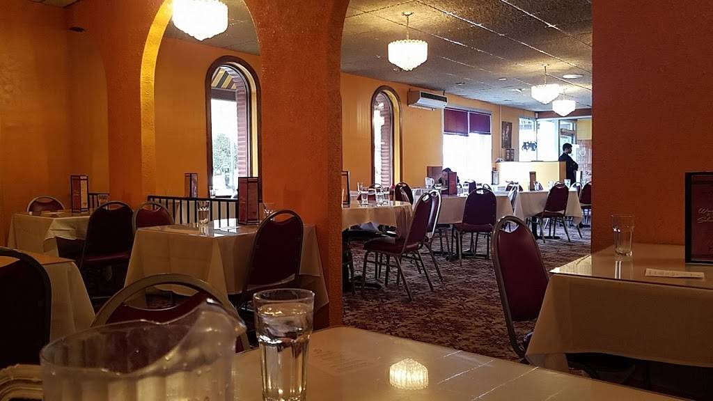 Maharaja | restaurant | 1550 N Farwell Ave, Milwaukee, WI 53202, USA | 4142762250 OR +1 414-276-2250