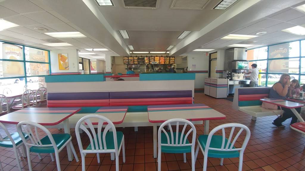 Taco Bell | meal takeaway | 340 E H St, Chula Vista, CA 91910, USA | 6194760701 OR +1 619-476-0701