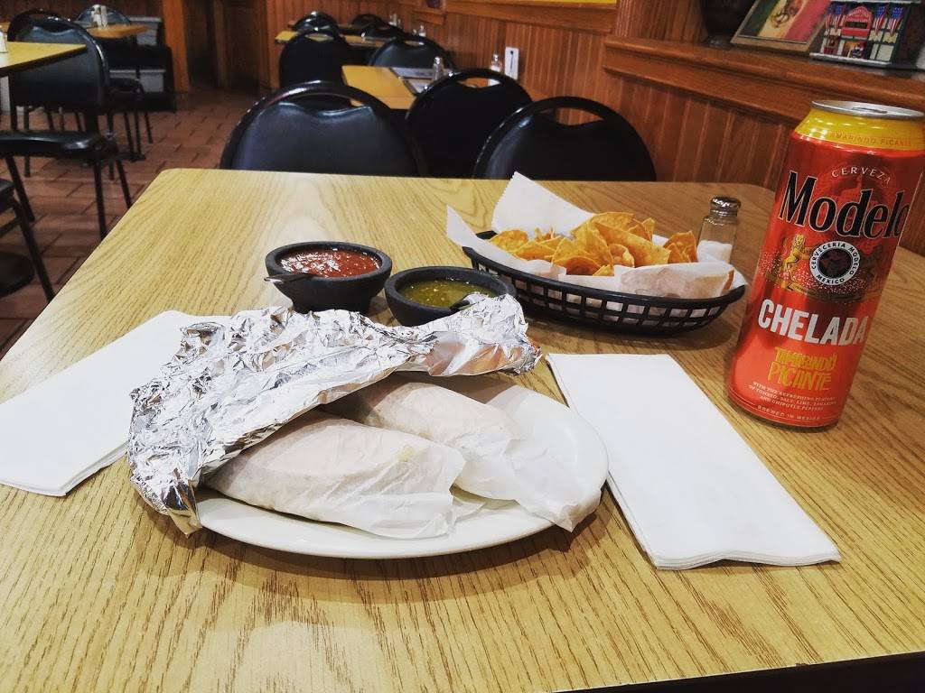 De Pasada | restaurant | 1517 W Taylor St, Chicago, IL 60607, USA | 3122436441 OR +1 312-243-6441