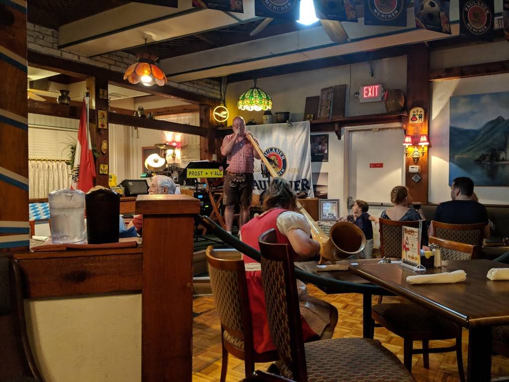 Rudi Lechners German Restaurant | restaurant | 2503 S Gessner Rd, Houston, TX 77063, USA | 7137821180 OR +1 713-782-1180