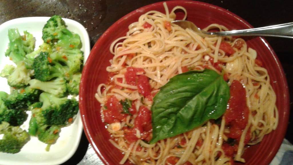 Carrabbas Italian Grill | restaurant | 11450 Midlothian Turnpike, Richmond, VA 23235, USA | 8047941771 OR +1 804-794-1771