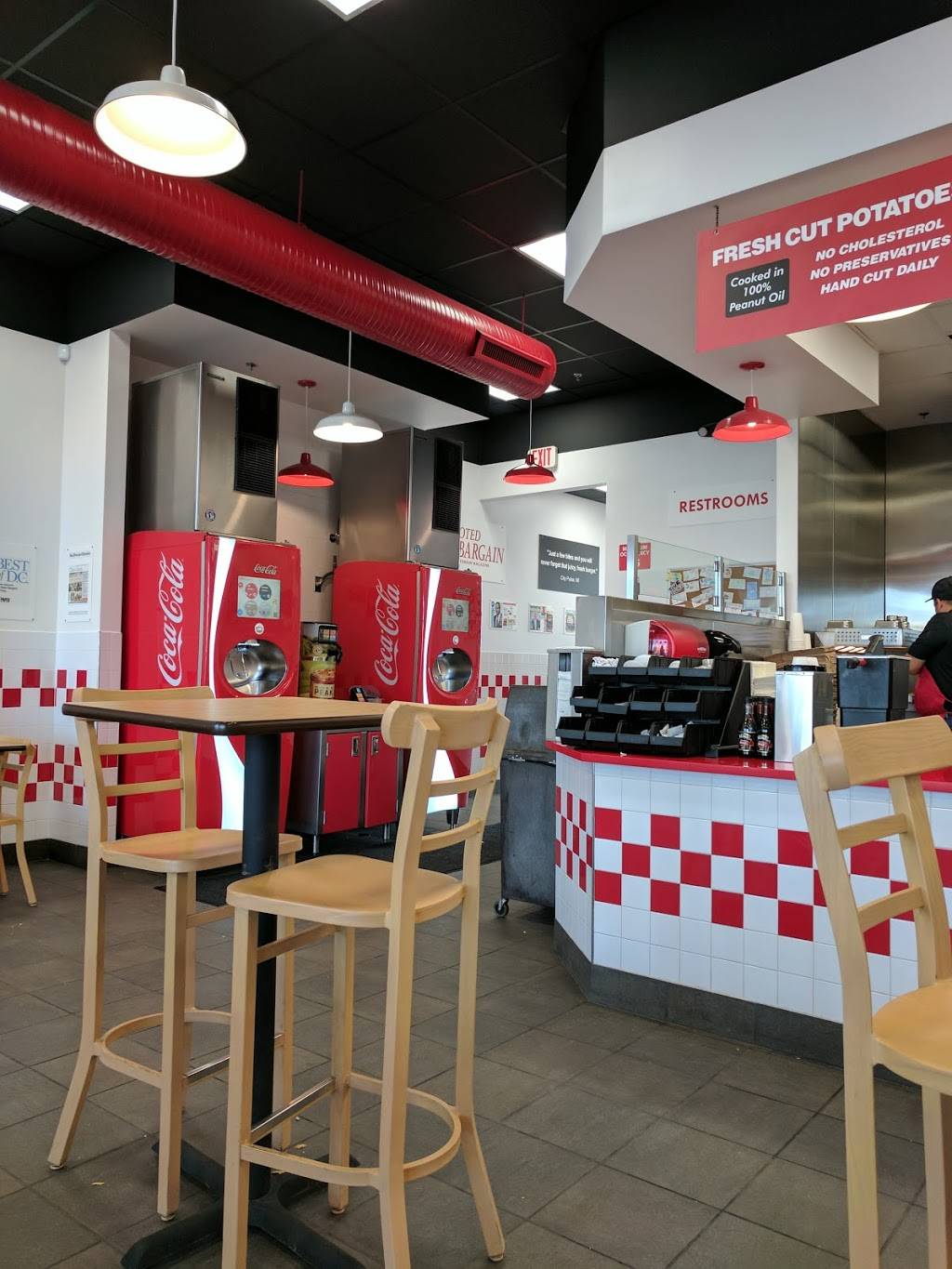 Five Guys | meal takeaway | 2199 Claribel Rd, Riverbank, CA 95367, USA | 2092054334 OR +1 209-205-4334