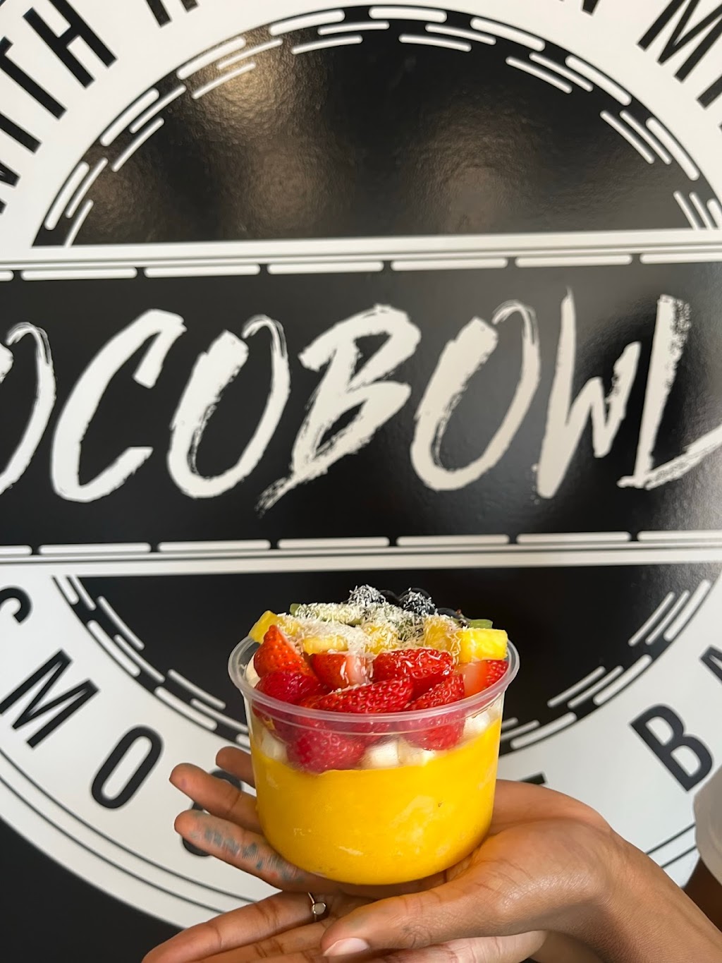 Cocobowlz | restaurant | 5052 Old Buncombe Rd Suite i, Greenville, SC 29617, USA | 8642026539 OR +1 864-202-6539