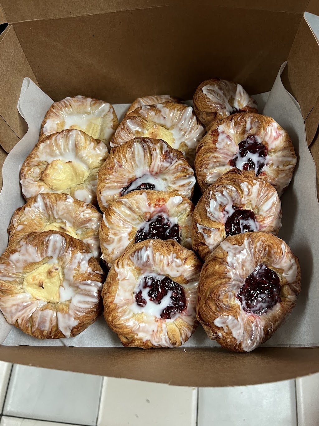 Angry German | restaurant | 355 W Wilcox Dr, Sierra Vista, AZ 85635, USA | 5204588580 OR +1 520-458-8580