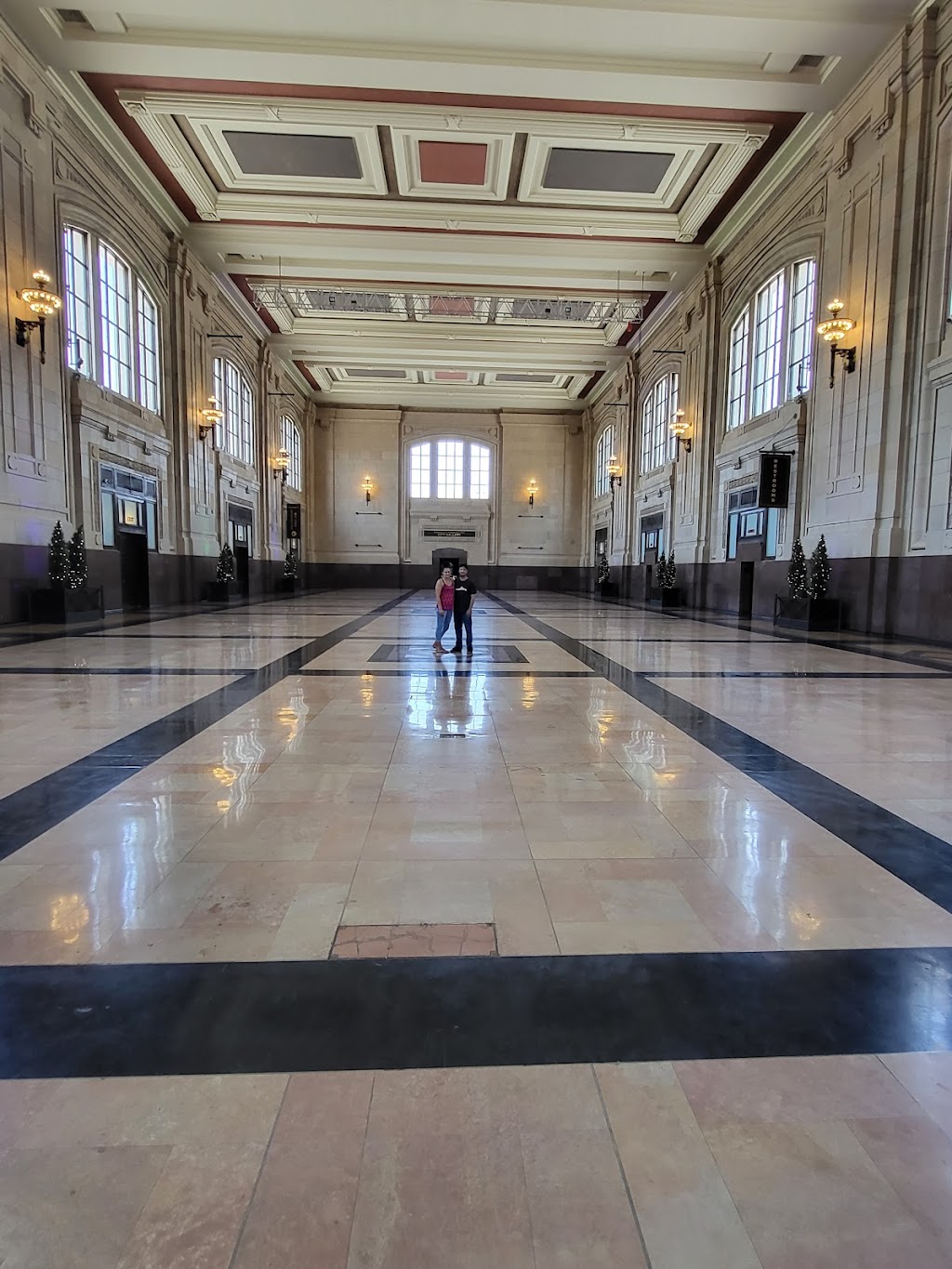 Harveys at Union Station | restaurant | 30 W Pershing Rd, Kansas City, MO 64108, USA | 8164602274 OR +1 816-460-2274