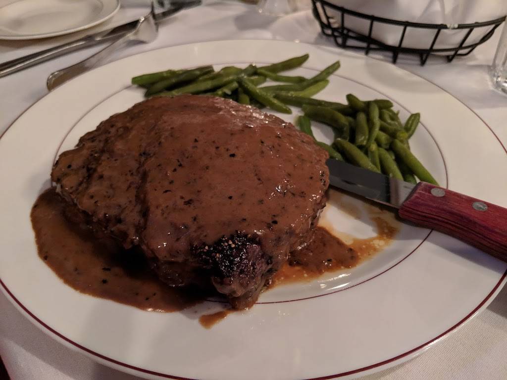 Cranes Tavern & Steakhouse | restaurant | 26 New Orleans Rd, Hilton Head Island, SC 29928, USA | 8433412333 OR +1 843-341-2333