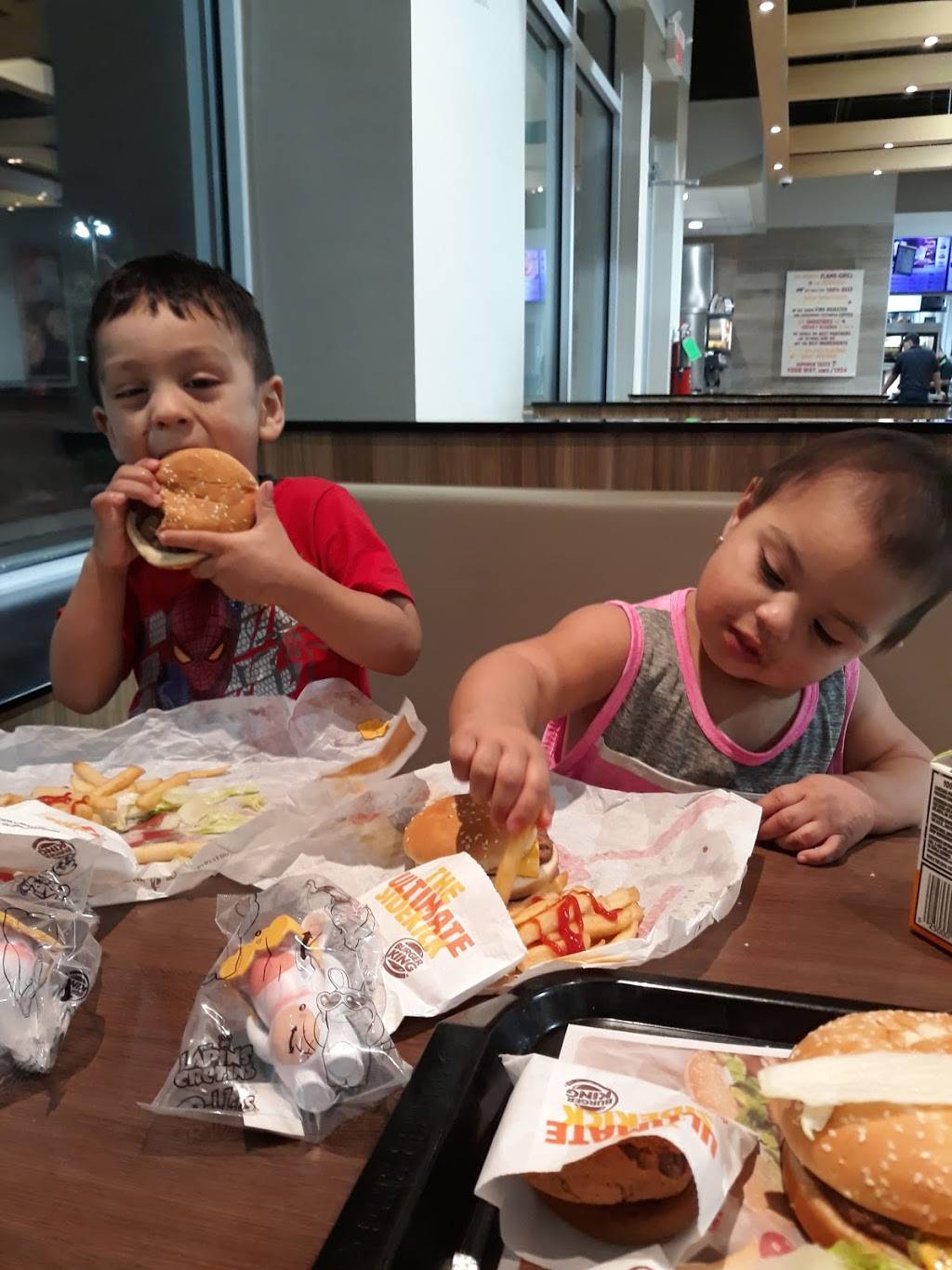 Burger King | restaurant | 105 Aldine Bender Rd, Houston, TX 77060, USA | 2816177661 OR +1 281-617-7661