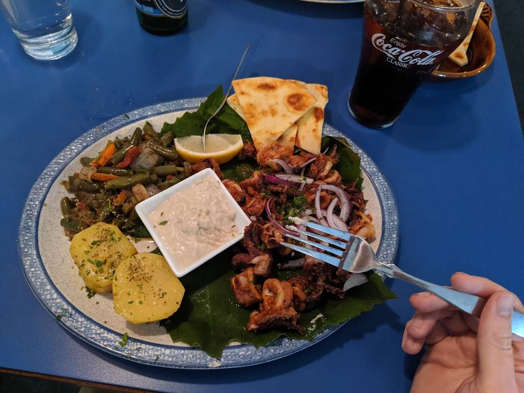 Yannis Greek Restaurant | restaurant | 7419 Greenwood Ave N, Seattle, WA 98103, USA | 2067836945 OR +1 206-783-6945