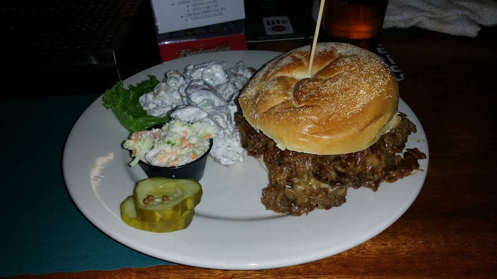 Gardenville Hotel | restaurant | 4726 Durham Rd, Pipersville, PA 18947, USA | 2157667733 OR +1 215-766-7733