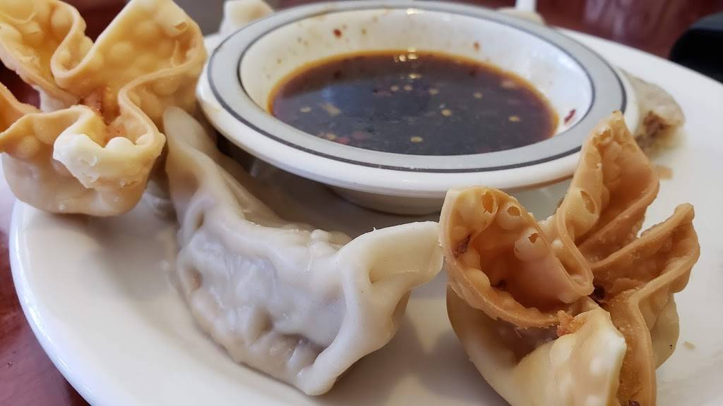 Chens Garden | restaurant | #107, 5848 2243, S Monaco Pkwy, Denver, CO 80222, USA | 7205027982 OR +1 720-502-7982