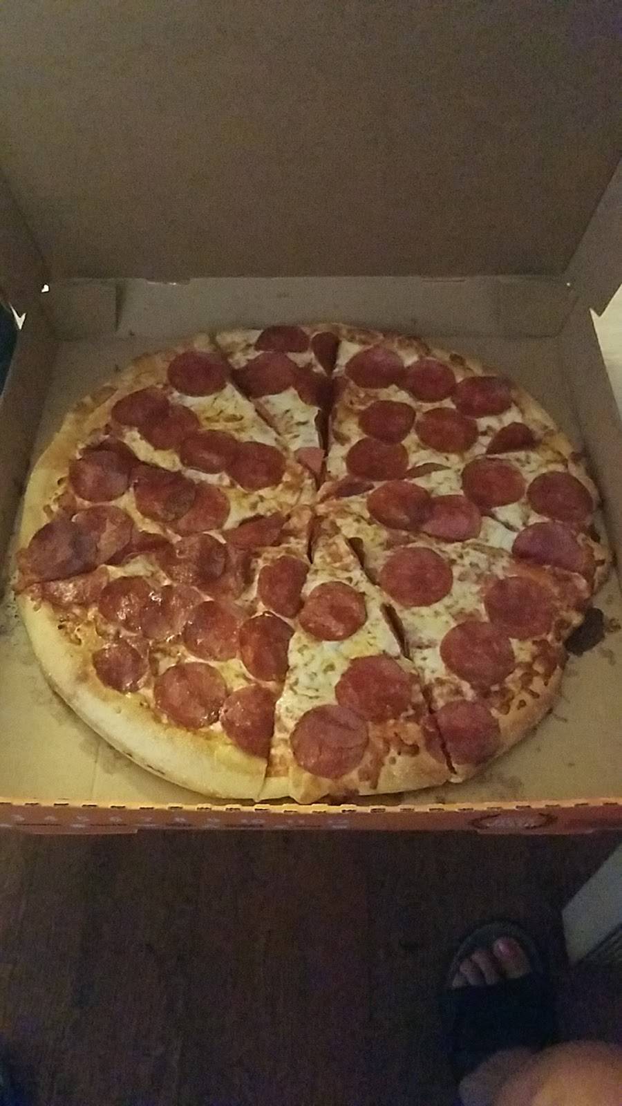 Little Caesars Pizza | meal takeaway | 3541 University Blvd W, Jacksonville, FL 32217, USA | 9047333800 OR +1 904-733-3800