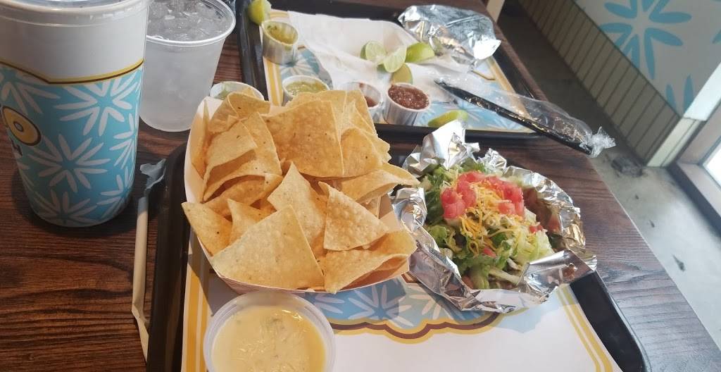 Taco Ranch | restaurant | 5033 W US Hwy 290 Service Rd, Austin, TX 78746, USA | 5123000341 OR +1 512-300-0341