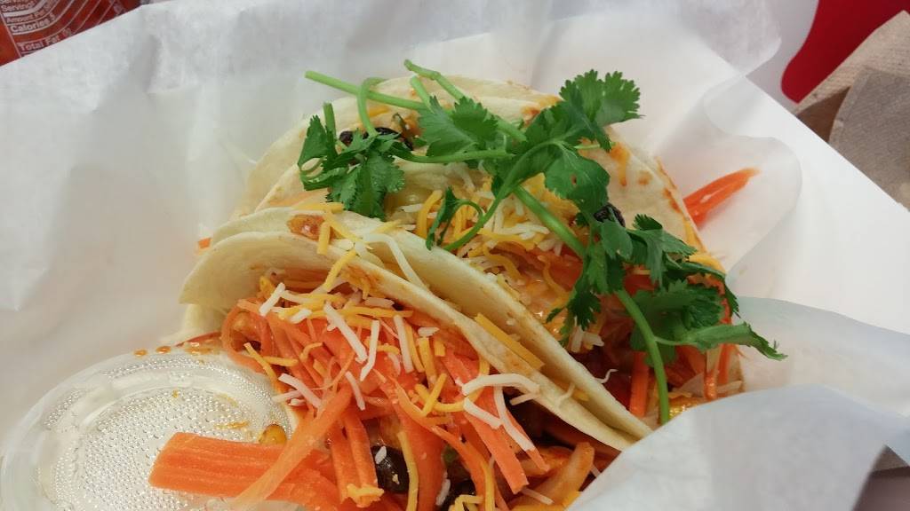 Megabytes Eatery | restaurant | 14100 Sullyfield Cir, Chantilly, VA 20151, USA | 7034665111 OR +1 703-466-5111