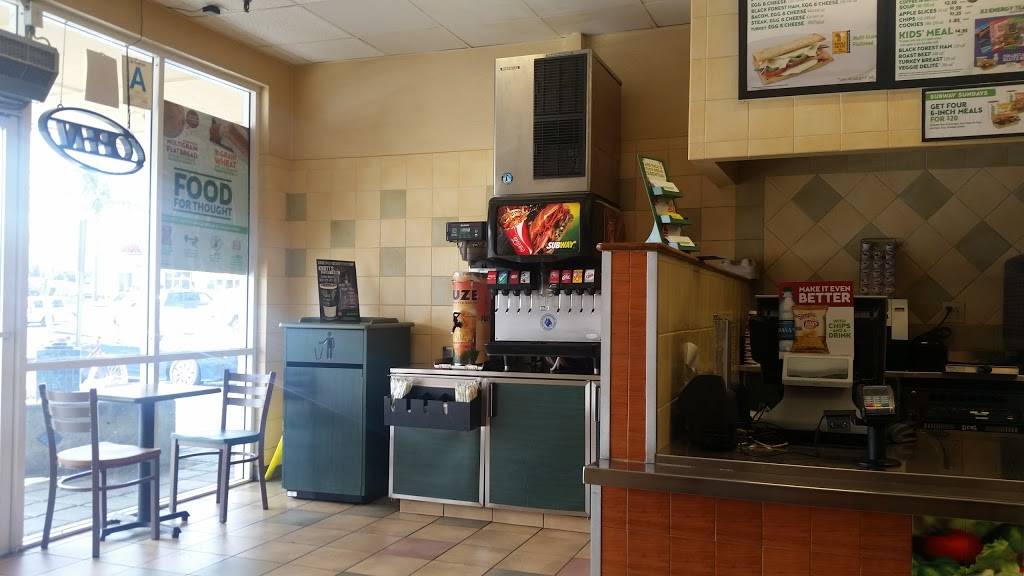 Subway Restaurants | restaurant | 1941 Pacific Coast Hwy, Lomita, CA 90717, USA | 3103254328 OR +1 310-325-4328