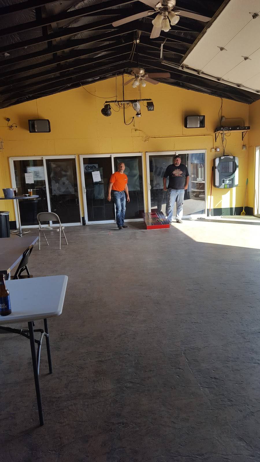 Gustos Family Pizzaria | restaurant | 10230 Old Rte 36, Dawson, IL 62520, USA | 2173644546 OR +1 217-364-4546