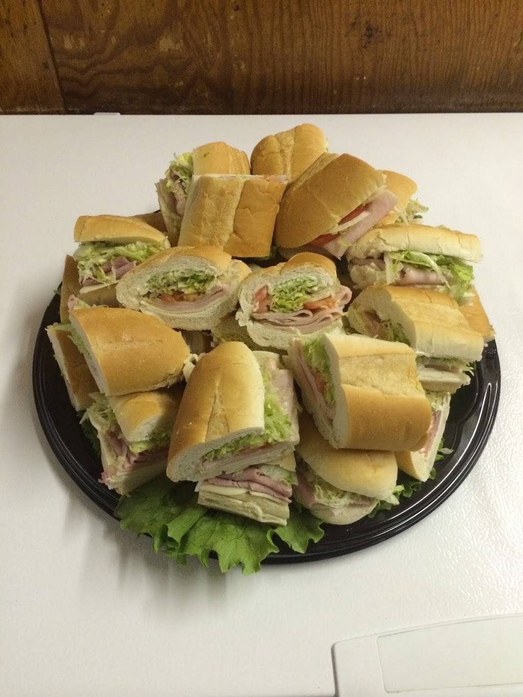 Jasons Pizza | restaurant | 113 June St, Worcester, MA 01602, USA | 5087567474 OR +1 508-756-7474