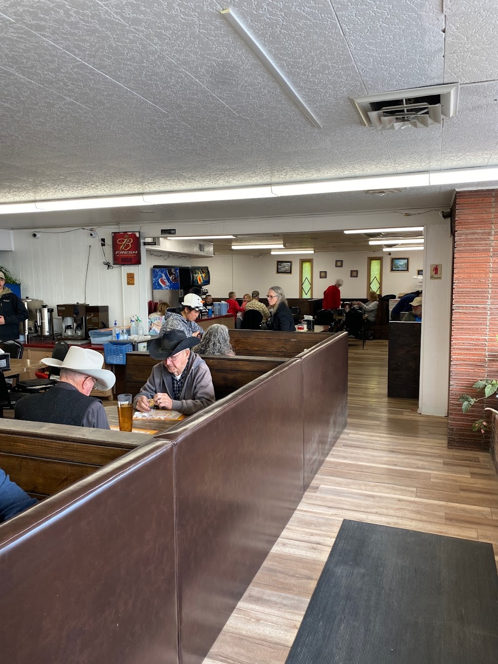 China House Restaurant | restaurant | 1240 US-20, Chadron, NE 69337, USA | 3084324080 OR +1 308-432-4080