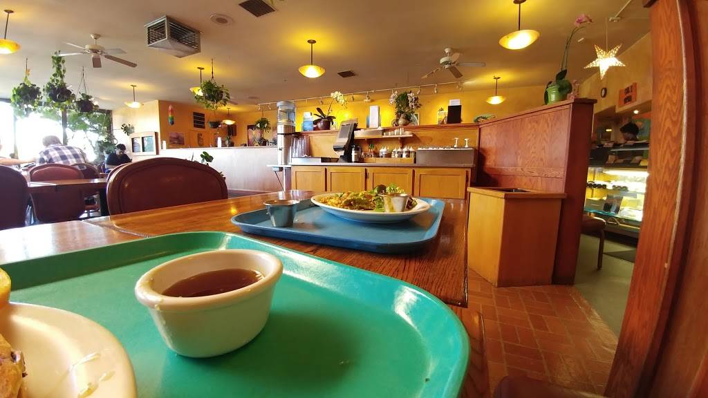 Dharmas Restaurant | restaurant | 4250 Capitola Rd, Capitola, CA 95010, USA | 8314621717 OR +1 831-462-1717