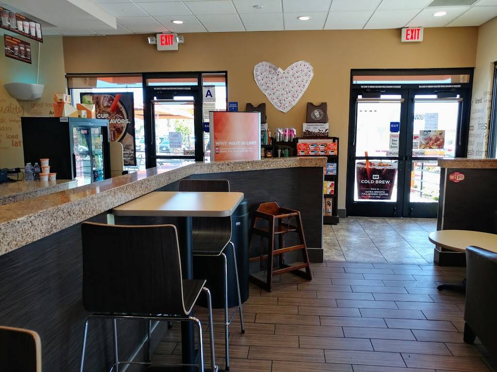 Dunkin | bakery | 40361 Murrieta Hot Springs Rd, Murrieta, CA 92563, USA | 9516989880 OR +1 951-698-9880