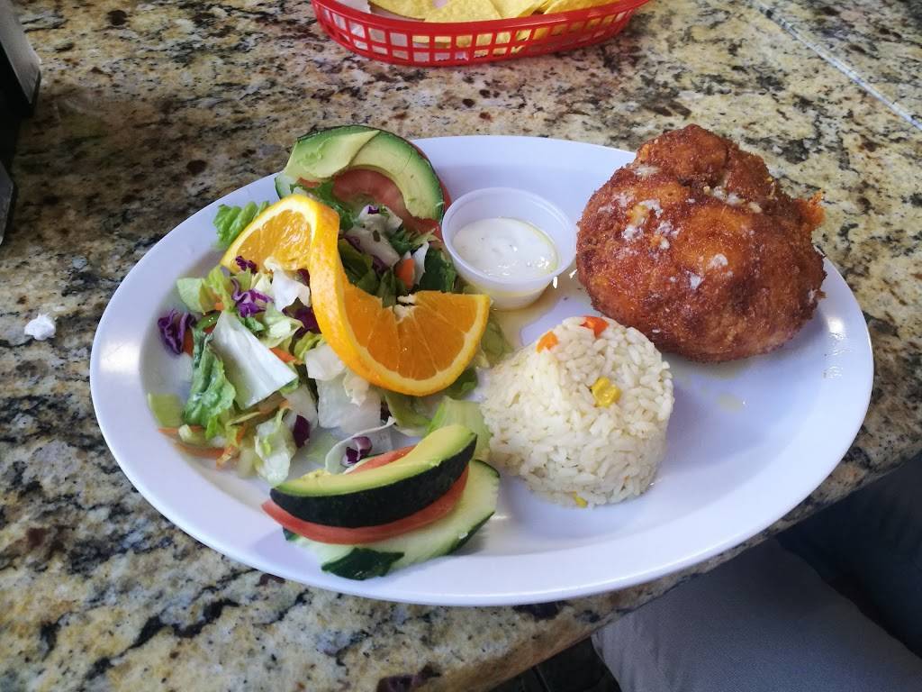 Mariscos El Nayarita | restaurant | 10624 Merritt St, Castroville, CA 95012, USA | 8316322430 OR +1 831-632-2430