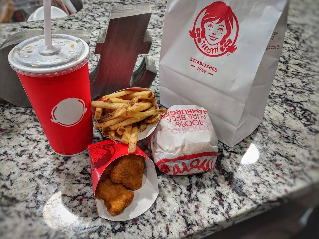 Wendys | restaurant | 1717 Spring Green Blvd, Katy, TX 77494, USA | 2817588547 OR +1 281-758-8547