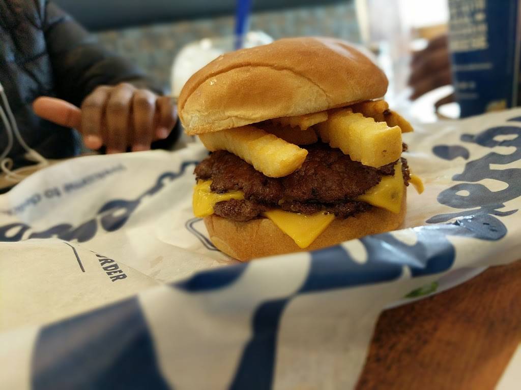 Culvers | restaurant | 1491 University Ave W, St Paul, MN 55104, USA | 6517973467 OR +1 651-797-3467