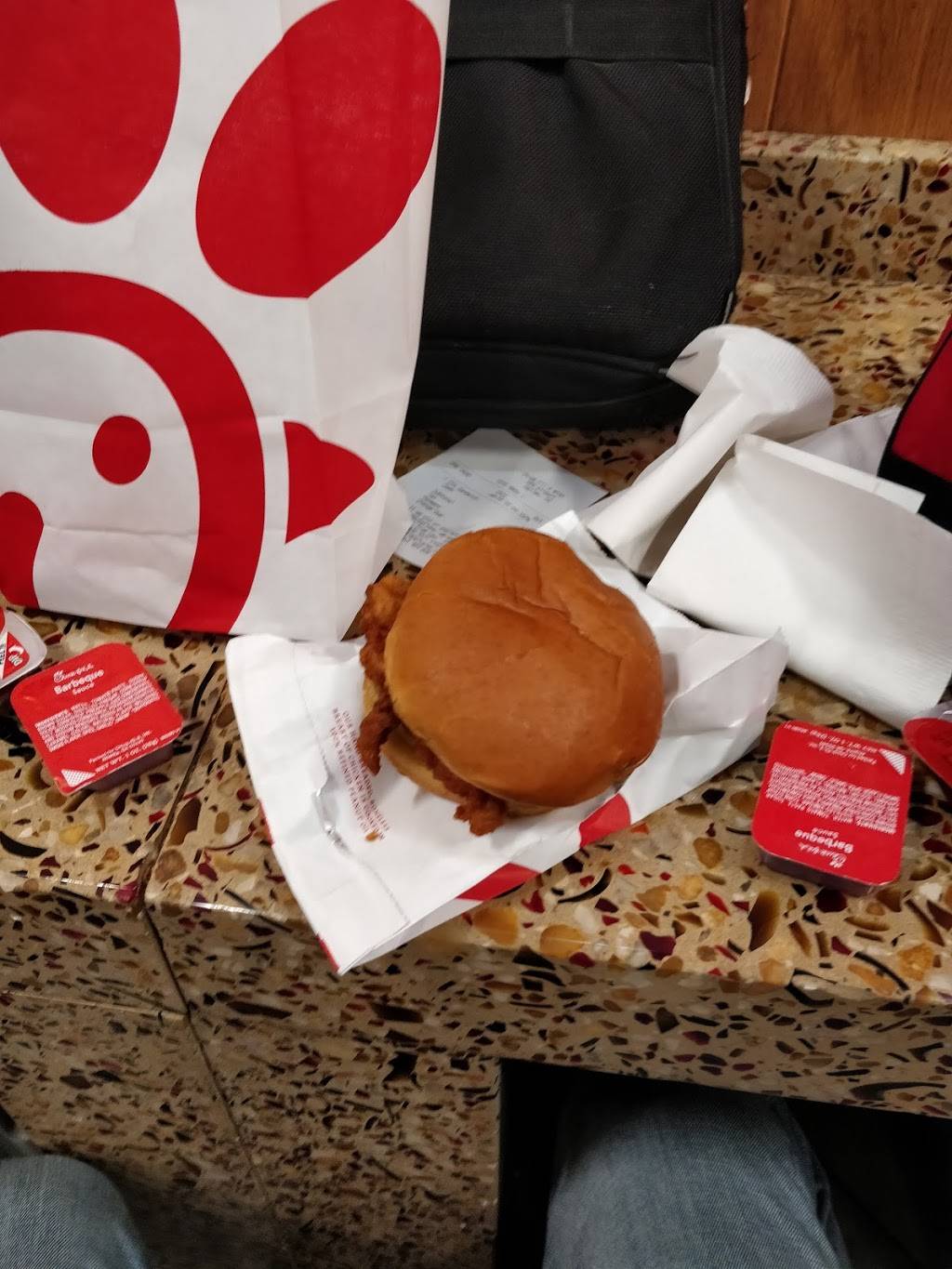 Chick-fil-A | restaurant | Terminal C, International Pkwy, DFW Airport, TX 75261, USA | 9729737752 OR +1 972-973-7752