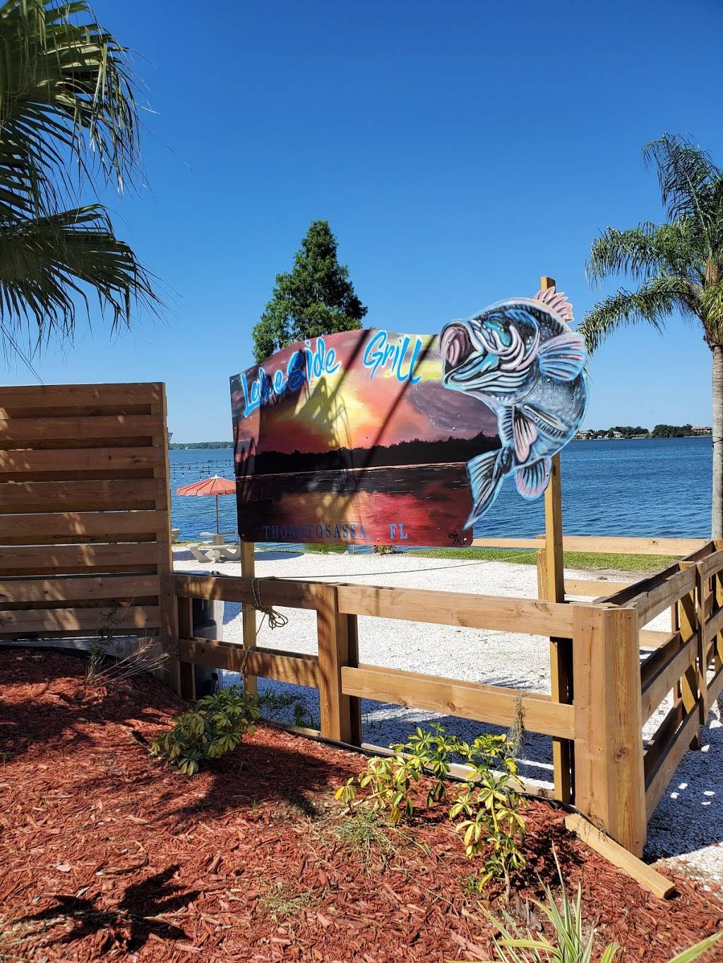 Lake Side Grill | restaurant | 11502 Thonotosassa Rd, Thonotosassa, FL 33592, USA | 8134470105 OR +1 813-447-0105