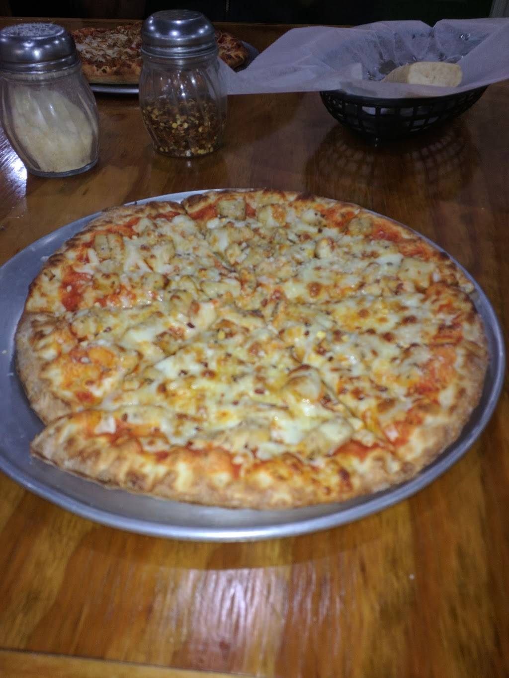 Pizza Place | meal delivery | 105 E 16th St, Connersville, IN 47331, USA | 7658254242 OR +1 765-825-4242