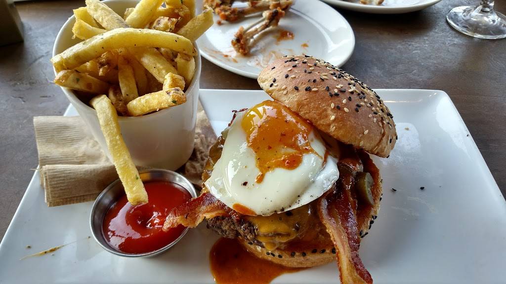 Eureka! | restaurant | 12101 Crenshaw Blvd, Hawthorne, CA 90250, USA | 3103318233 OR +1 310-331-8233