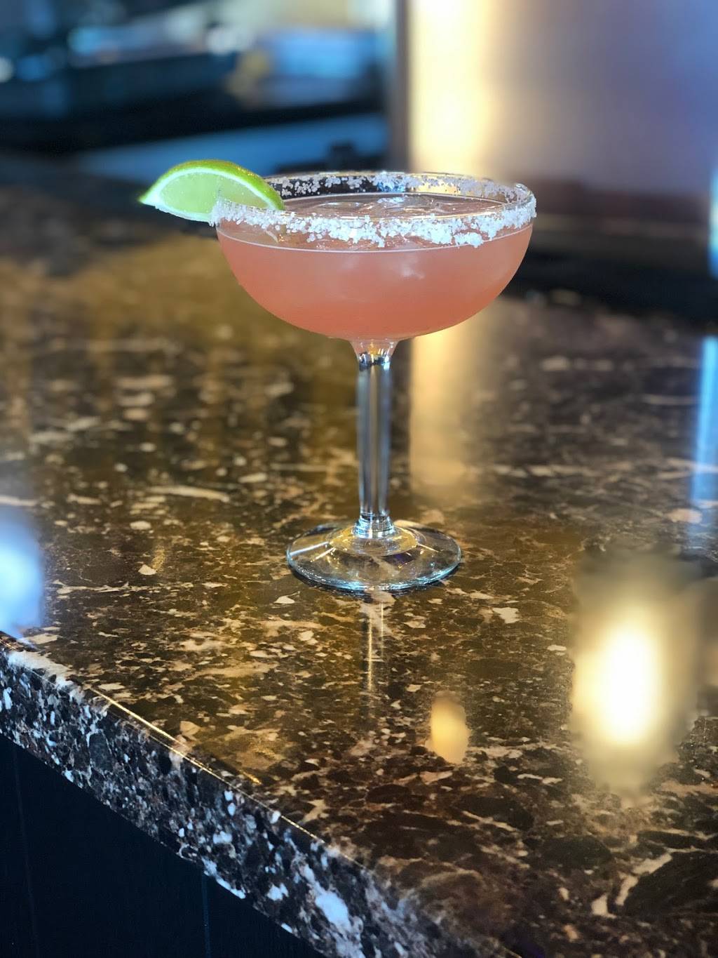 Tastebuds Live | restaurant | 709 E Loop 820, Fort Worth, TX 76120, USA | 8172902120 OR +1 817-290-2120