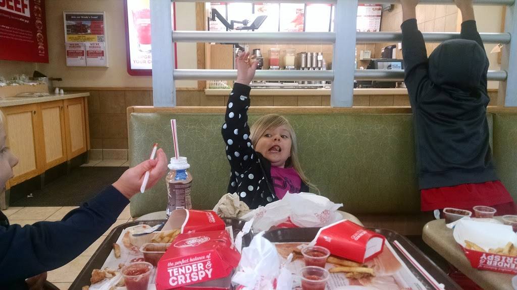 Wendys | restaurant | 2691 Freeport Rd, Pittsburgh, PA 15238, USA | 4128283105 OR +1 412-828-3105