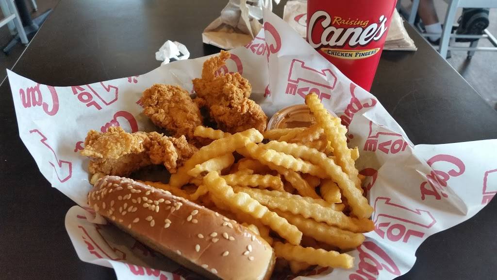 Raising Canes Chicken Fingers | meal takeaway | 5107 Fairmont Pkwy, Pasadena, TX 77505, USA | 2814873882 OR +1 281-487-3882