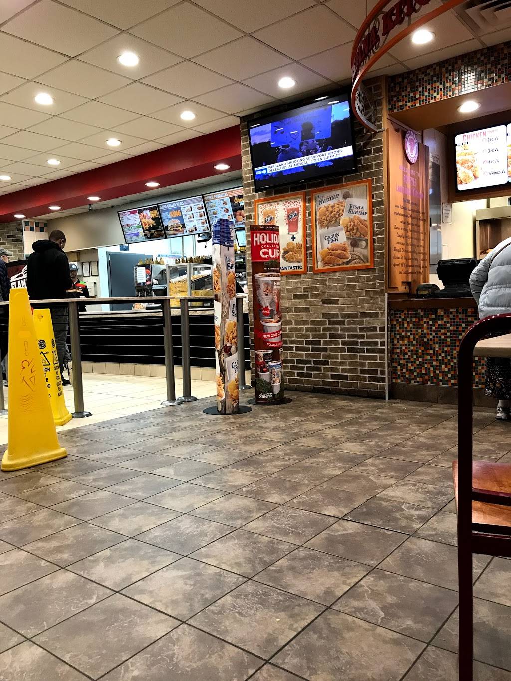 Popeyes Louisiana Kitchen | restaurant | 164-17 Union Tpke, Flushing, NY 11366, USA | 7189693423 OR +1 718-969-3423