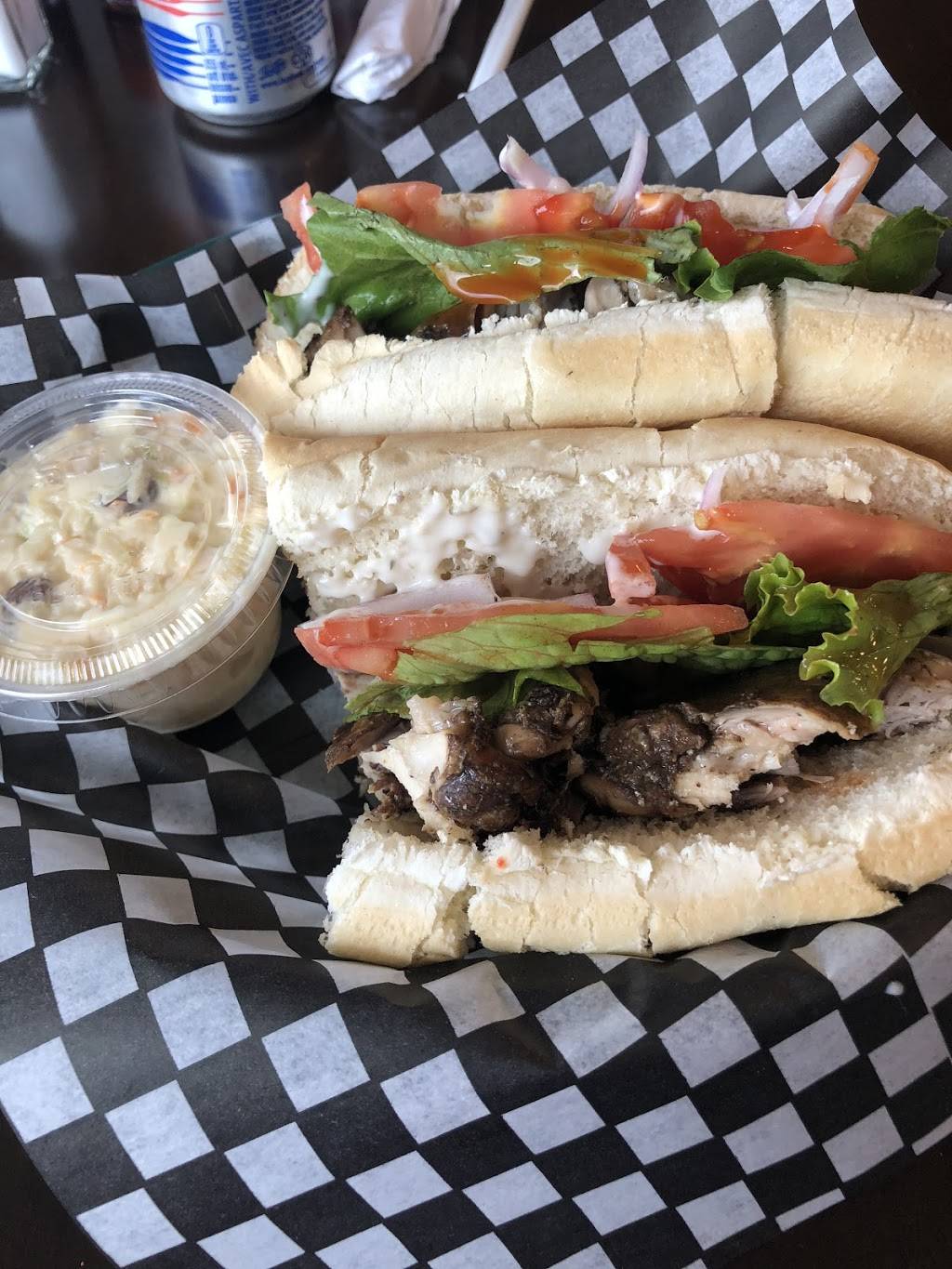 Mikeys Bistro | restaurant | 2 County Ct Blvd Unit 165, Brampton, ON L6W 3W8, Canada | 9054540548 OR +1 905-454-0548