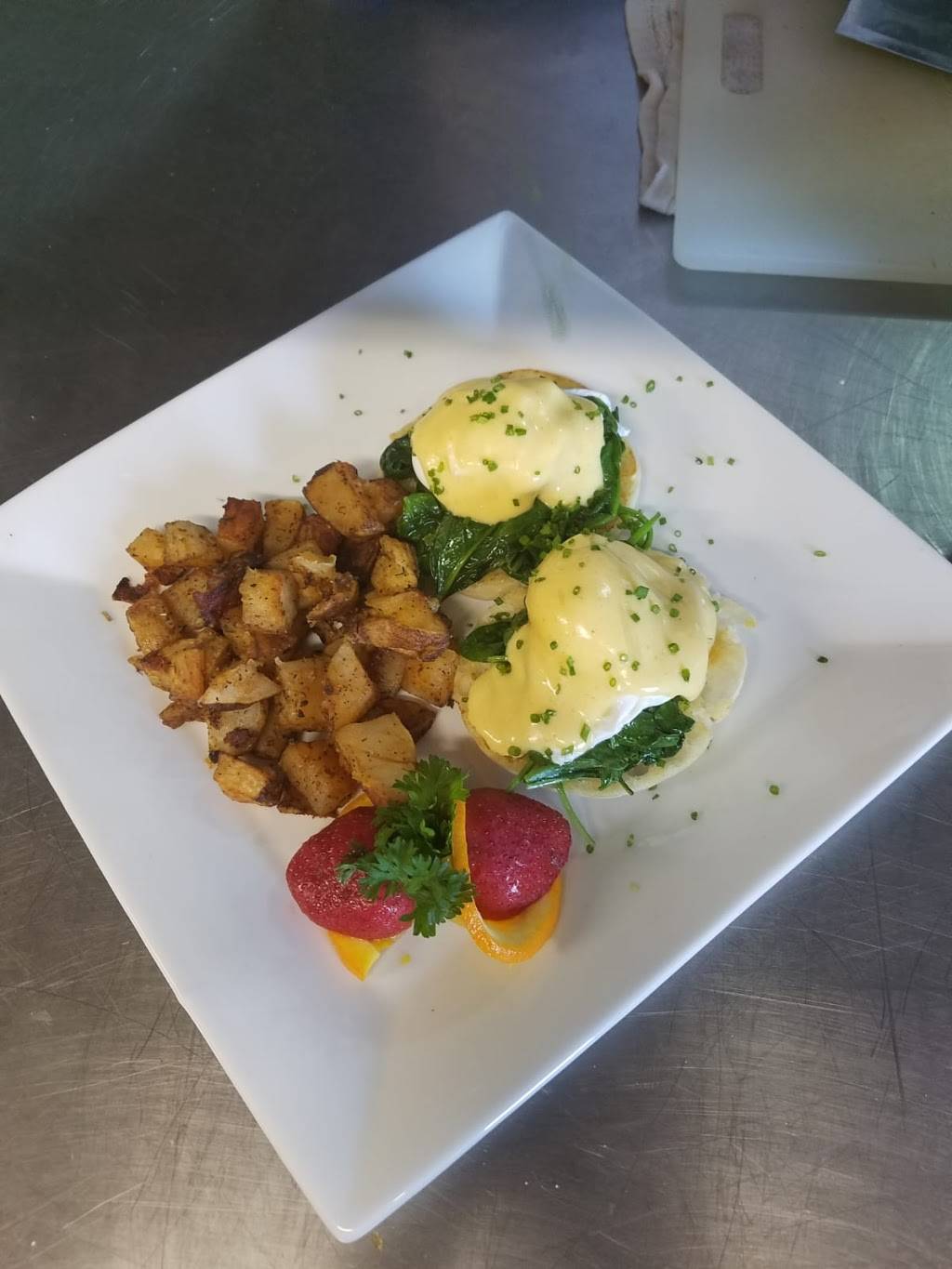 One Love Cuisine | restaurant | 6 Lebanon St, Sanford, ME 04073, USA | 2078501024 OR +1 207-850-1024