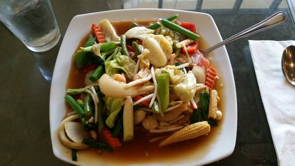 Bangkok City Thai Cuisine | restaurant | 1620 W El Camino Ave #147, Sacramento, CA 95833, USA | 9169227410 OR +1 916-922-7410