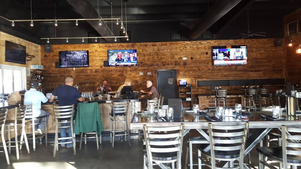 Tanner Hall Public House | restaurant | 1000 Tanner Ford Blvd #310, Hanahan, SC 29410, USA | 8549991244 OR +1 854-999-1244