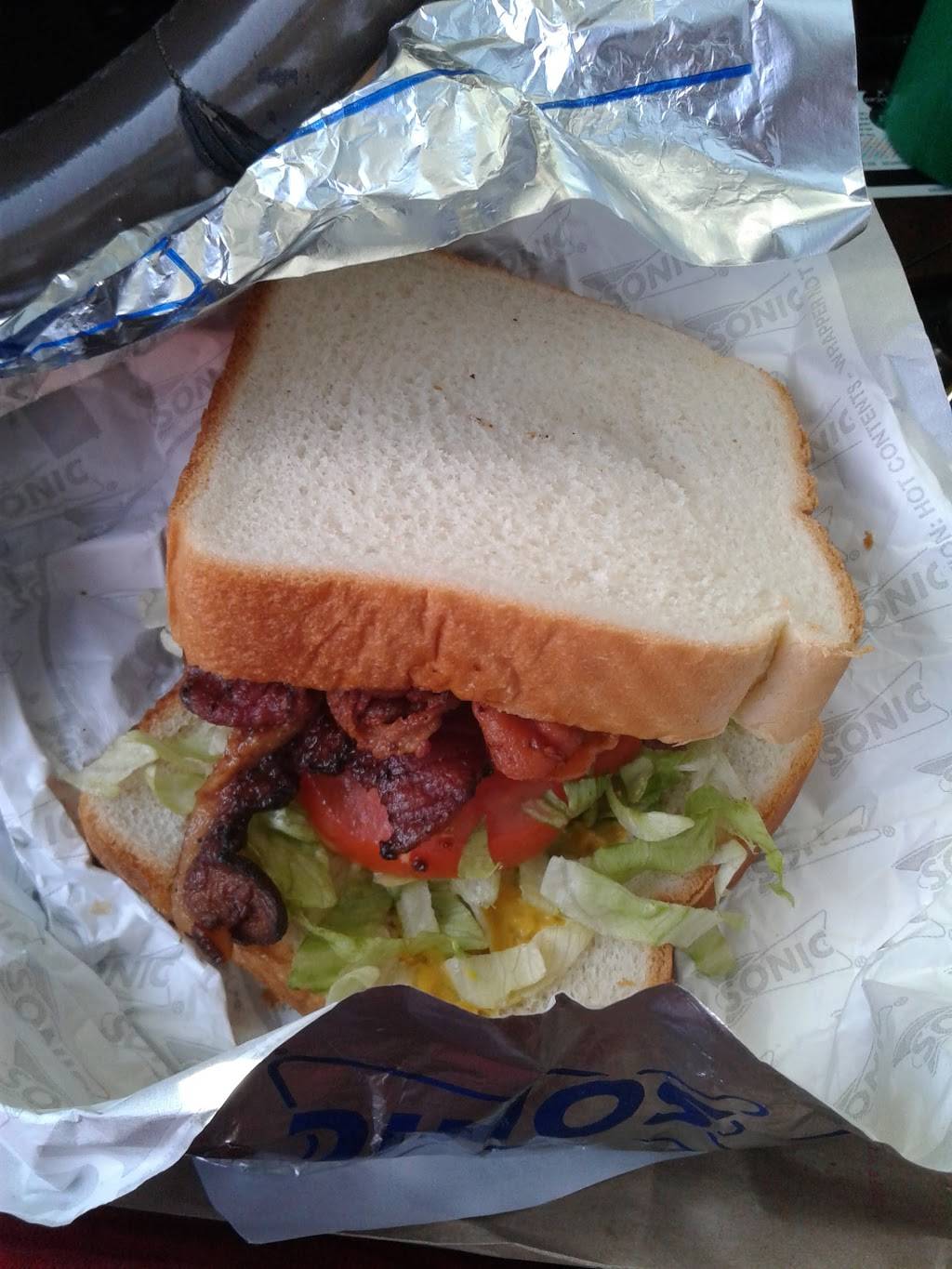 Sonic Drive-In | restaurant | 8602 S Lancaster Rd, Dallas, TX 75241, USA | 4695672222 OR +1 469-567-2222