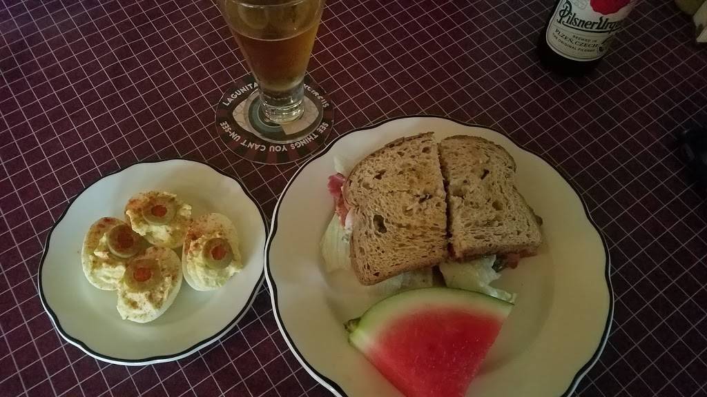 Little Bohemia | restaurant | 1317 3rd St SE, Cedar Rapids, IA 52401, USA | 3193666262 OR +1 319-366-6262