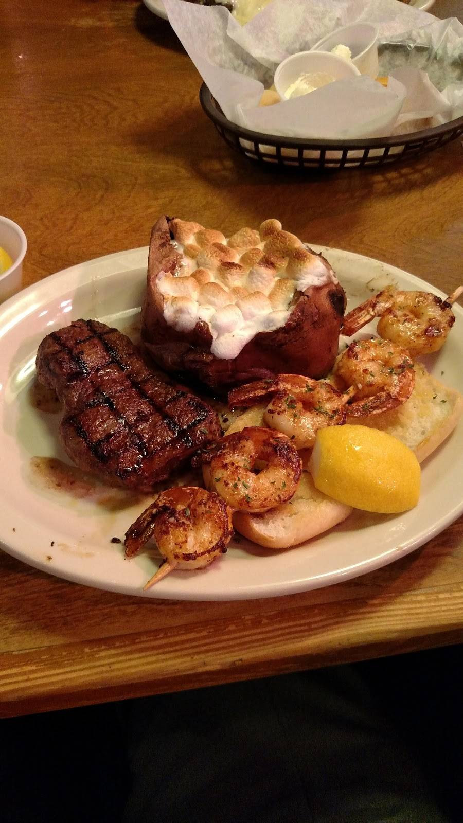 Texas Roadhouse | restaurant | 7525 Eastchase Pkwy, Montgomery, AL 36117, USA | 3343967774 OR +1 334-396-7774