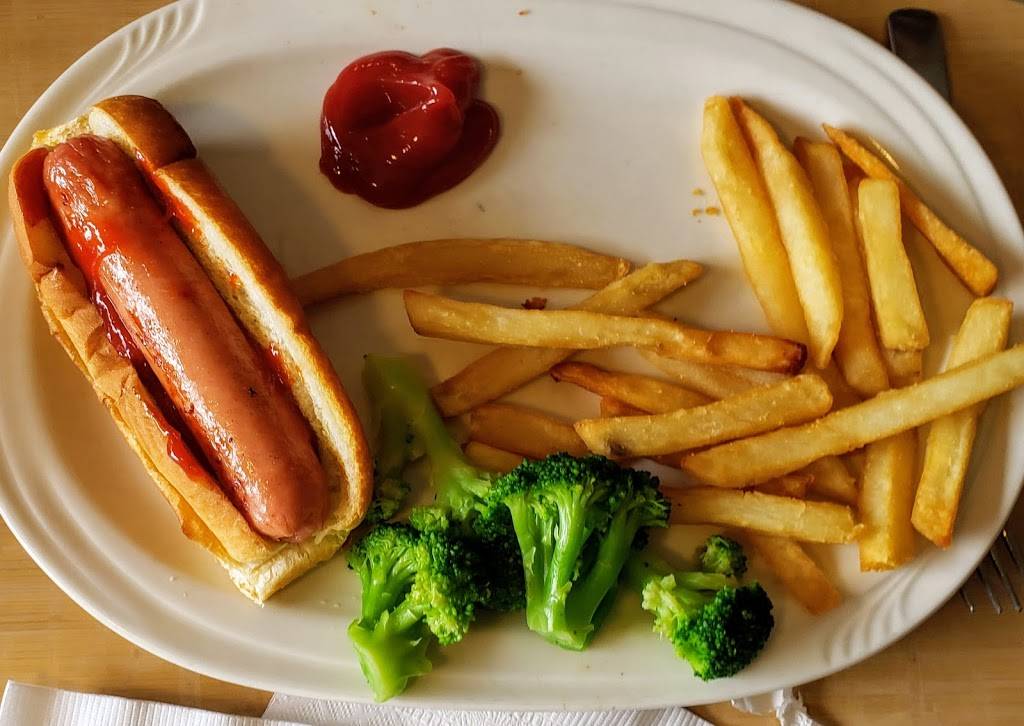 Friendlys | restaurant | 250 Andover St, Peabody, MA 01960, USA | 9785321445 OR +1 978-532-1445