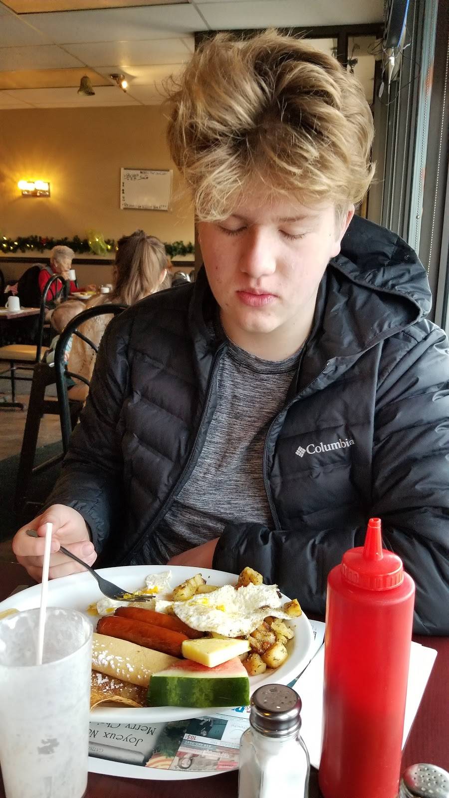 Au Petit Kian | restaurant | 920 Boulevard Saint-Joseph, Gatineau, QC J8Z 1S9, Canada | 8197787040 OR +1 819-778-7040