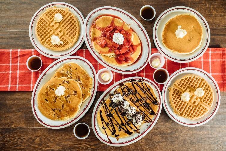 Huddle House | meal takeaway | 1828 Interstate 49 South Service Rd, Sunset, LA 70584, USA | 3376623527 OR +1 337-662-3527