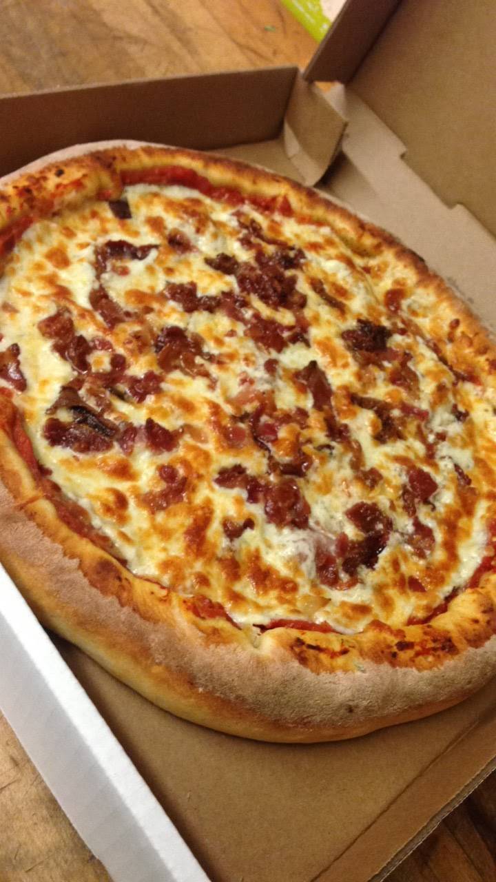 MJ.M.D. Pizza de Luigi Pizza | restaurant | 241 Chemin Old Chelsea, Chelsea, QC J9B 1J3, Canada | 8198272882 OR +1 819-827-2882