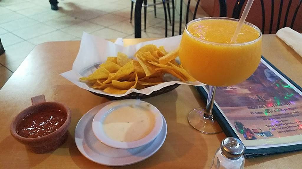 El Vecino Mexican Restaurant | restaurant | 1492 Forestdale Blvd, Birmingham, AL 35214, USA | 2057985188 OR +1 205-798-5188