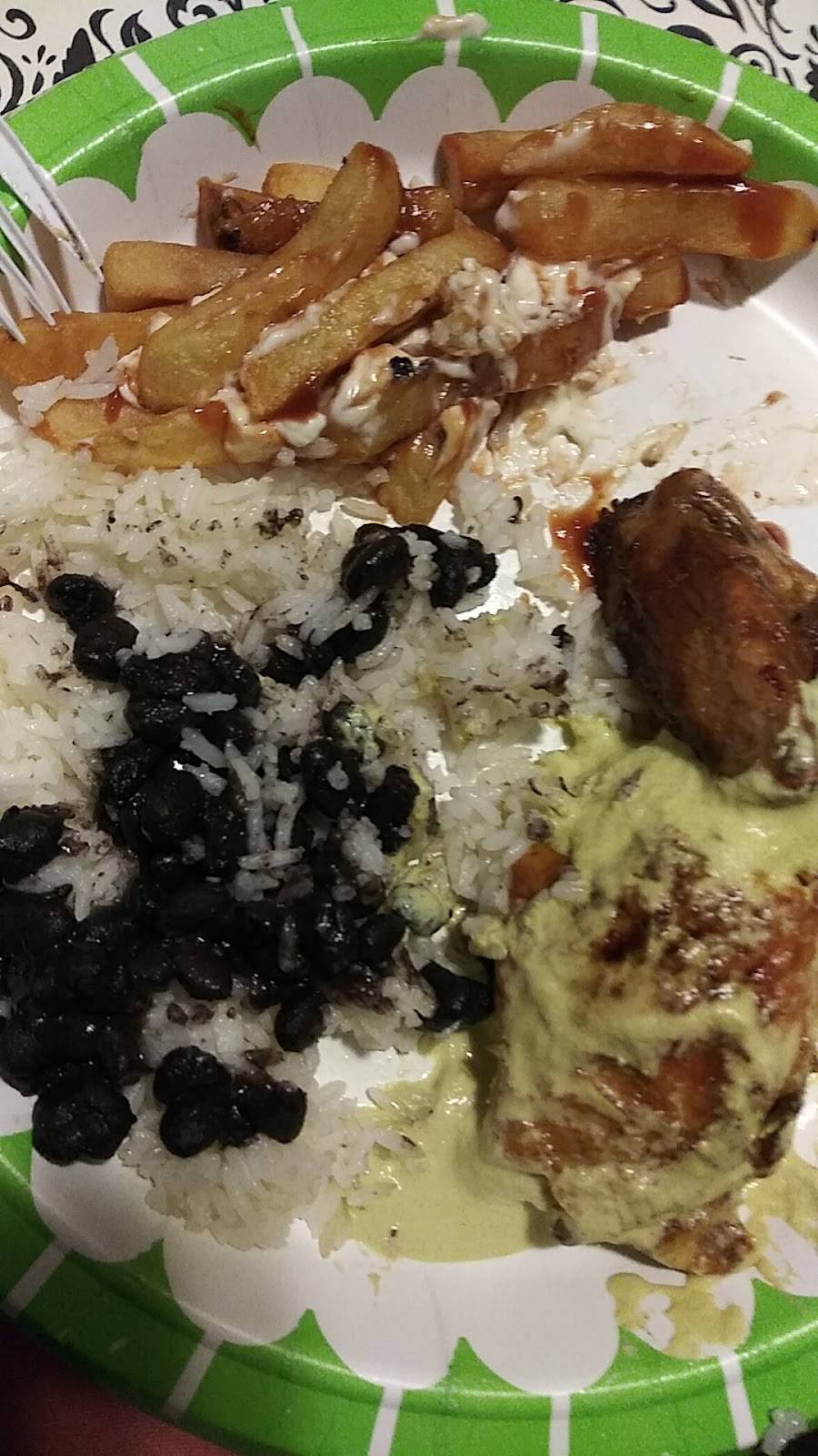 Speedys Pizza vs Roast Chicken | restaurant | 910 E Main St, Stamford, CT 06902, USA | 2035889198 OR +1 203-588-9198